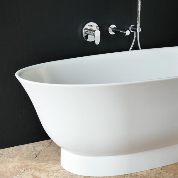 Baignoire ovale en îlot | LAUFEN The New Classic | salle de bain - {{L'entrepôt du bricoleur }}